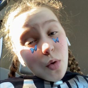 Meet your Posher, Isabella